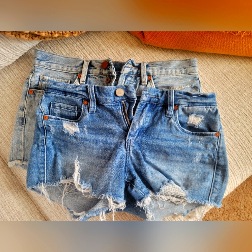 Lot Of Two Pair Of Blank NYC Womens Distressed Jean Shorts Size 26
